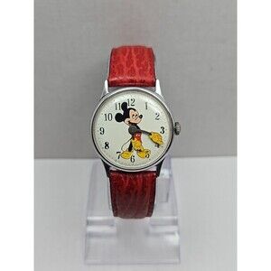 Vintage Ingersoll By Timex Mickey Mouse Wind Up Watch 30101 WDP Red Leather Mens